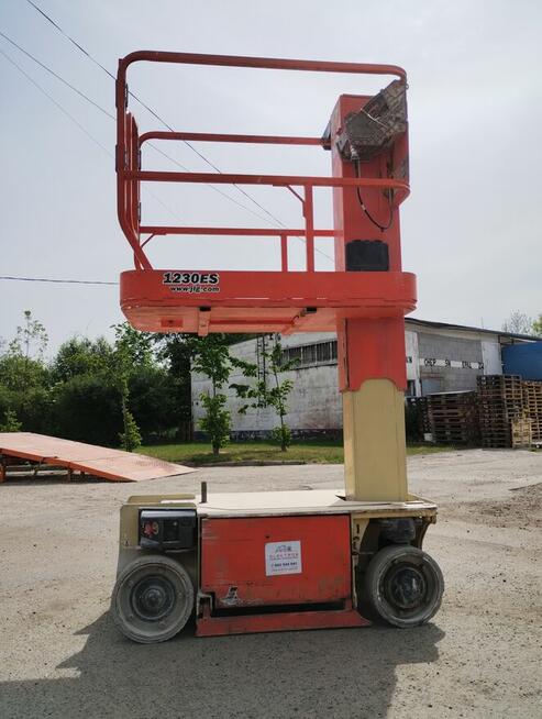 Podnośnik masztowy JLG 1230ES - 6m - WYNAJEM