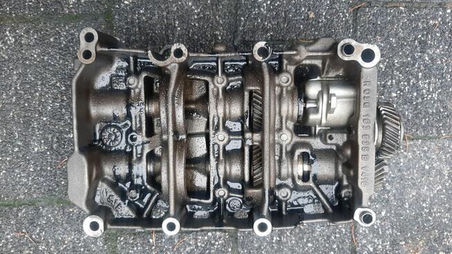 POMPA OLEJU 2.0 TDI AUDI VW CAH CAG CBA CAH CBB CBD CEG
