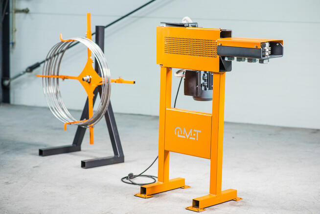 Prościarka elektryczna do drutu PR 6/8-14 rolkowa OLMET.