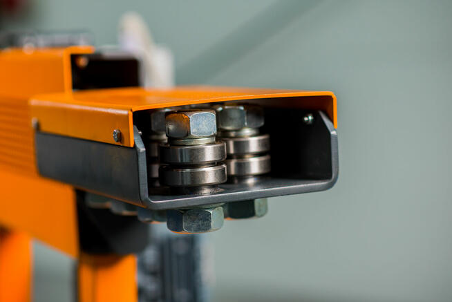 Prościarka elektryczna do drutu PR 6/8-14 rolkowa OLMET.