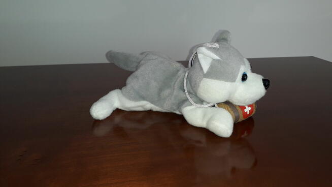 PLUSZOWY PIES HUSKY Z GLOSEM