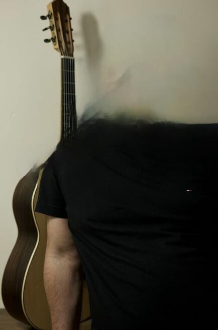 Szukam fajnej młodej uśmiechniętej dziewczyny.