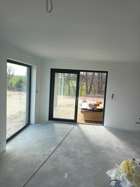 Szpachlowanie oraz malowanie agregatem Graco t max 506