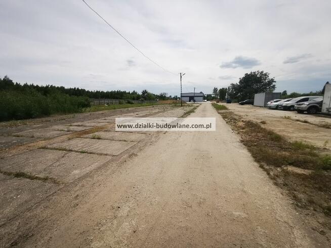 Wydzierżawię utwardzony teren, ogrodzony, uzbrojon