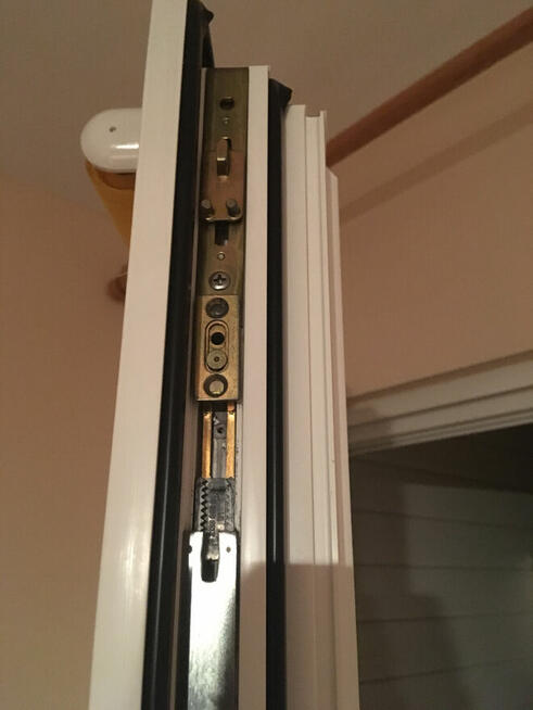 Naprawa okien, drzwi, rolet tel: 733 086 241 . GLOGÓW