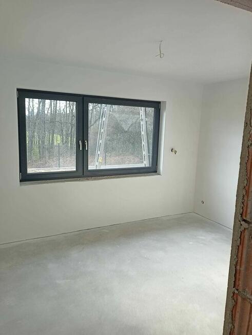 Szpachlowanie oraz malowanie agregatem Graco t max 506