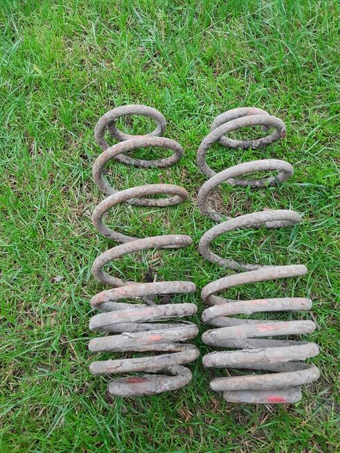 Sprzedam sprężyny sportowe do seata leona 1