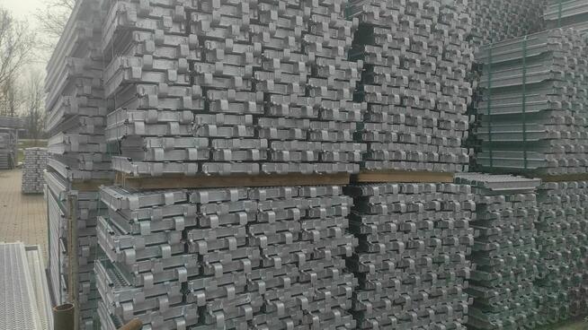 Rusztowania modułowe - podest stalowy typ U - zestaw