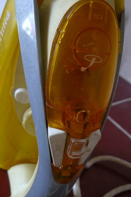 Zelazko Philips GC3230