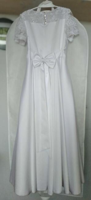 Sprzedam sukienkę komunijną plus dodatki
