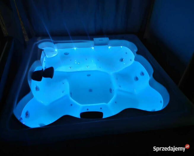 JACUZZI OGRODOWE całoroczne 6os, jakuzi, wanna spa