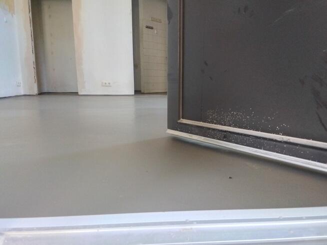 Wylewki samopoziomujące-Mikrocement --Montaż podłóg od A do