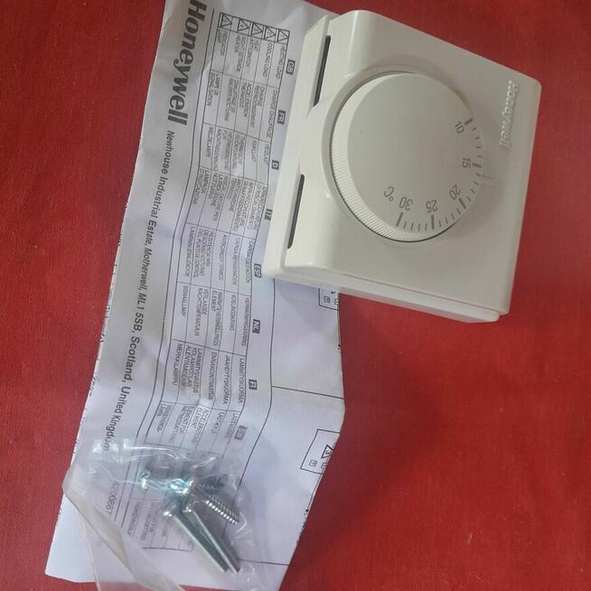 Regulator pokojowy Termostat Honeywell T6360A1079