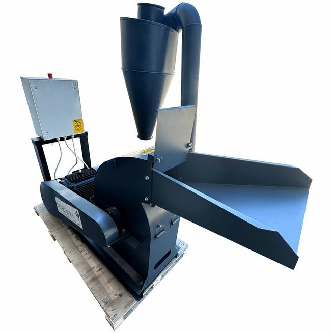 ROZDRABNIACZ DO TROCIN ZRĘBKI GAŁĘZI 15kW