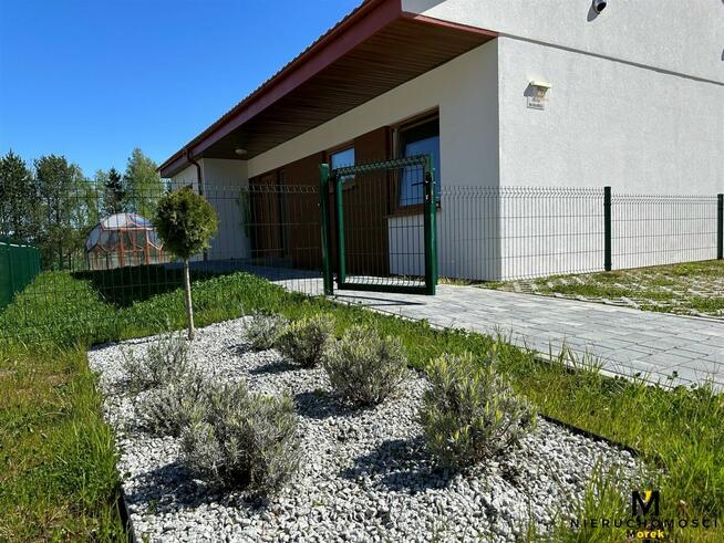 Dom Ustronie Morskie, Ku Słońcu