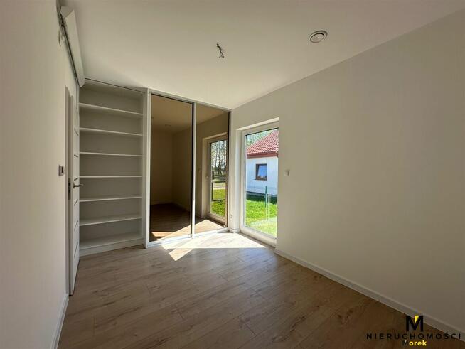 Dom Ustronie Morskie, Ku Słońcu