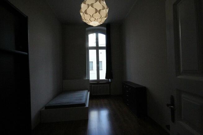 3pok 116met, okolice Galerii Dominikańskiej BALKON (Wrocław)