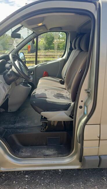 Renault Trafic LONG 9 osobowy KLIMA przód tył hak SALON PL
