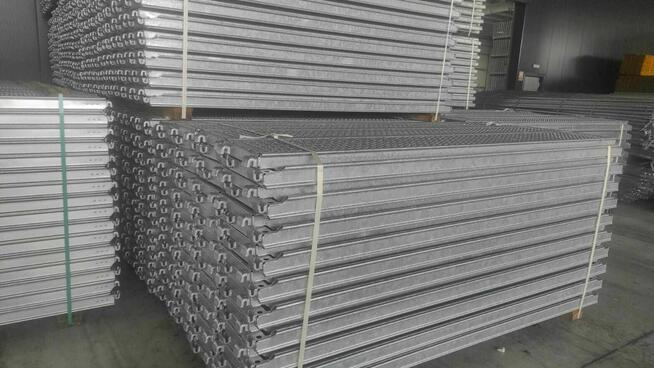 Rusztowania modułowe - podest stalowy typ U - zestaw