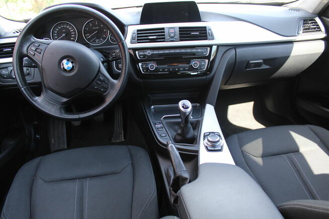 BMW 318d F31