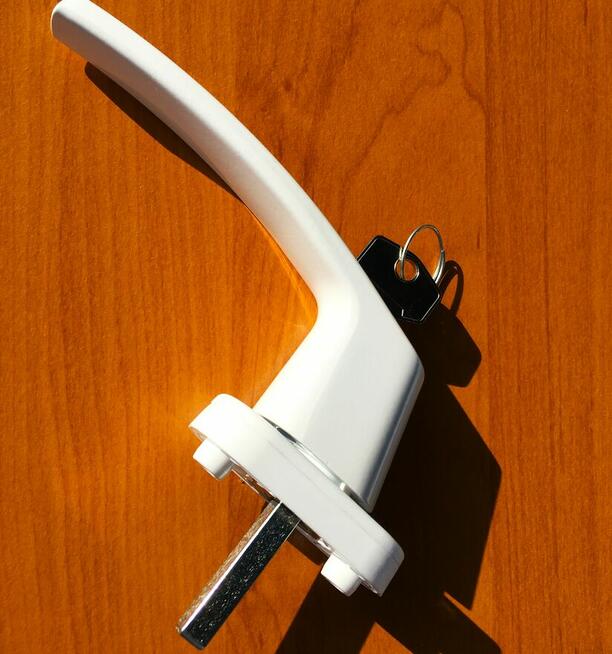 Naprawa okien drzwi i rolet Polkowice. Dzwoń 733086241