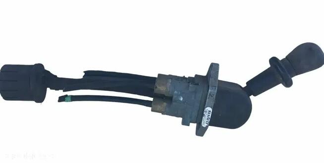 HAMULEC RĘCZNY POSTOJOWY ZAWÓR RENAULT MAGNUM 5010422399 DPM