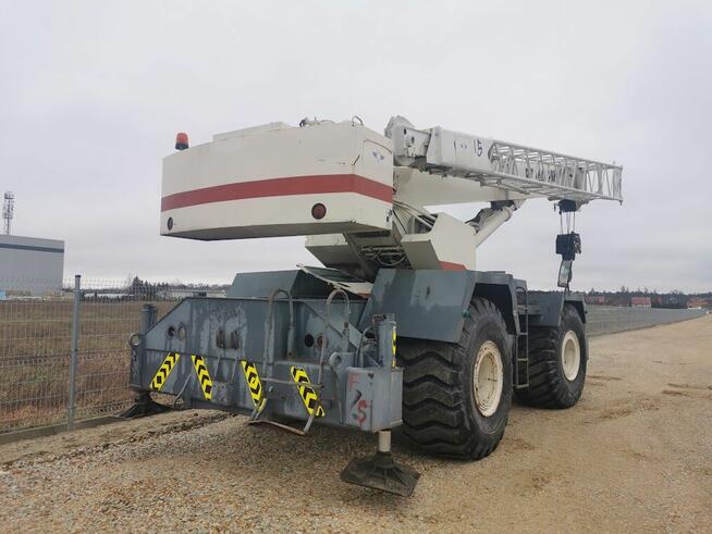 Dźwig mobilny terenowy, Terex model RT 160
