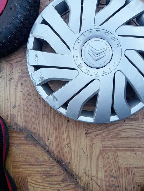 Sprzedam kołpaki 15 do Citroena