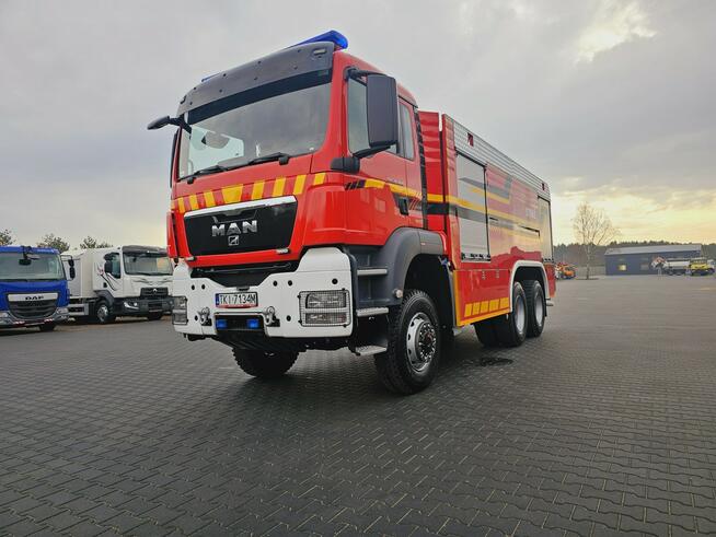 TGS 26.440 6x6 9500 l woda + 950 piana Stolarczyk straż pożarna