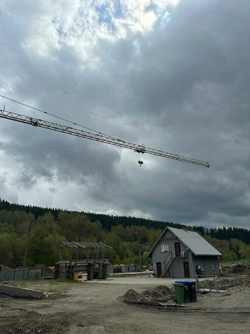 Żuraw wieżowy górno obrotowy Potain MC 85B