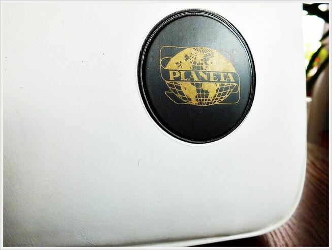 Poduszka elektryczna do masażu i rozgrzewania stóp PLANETA