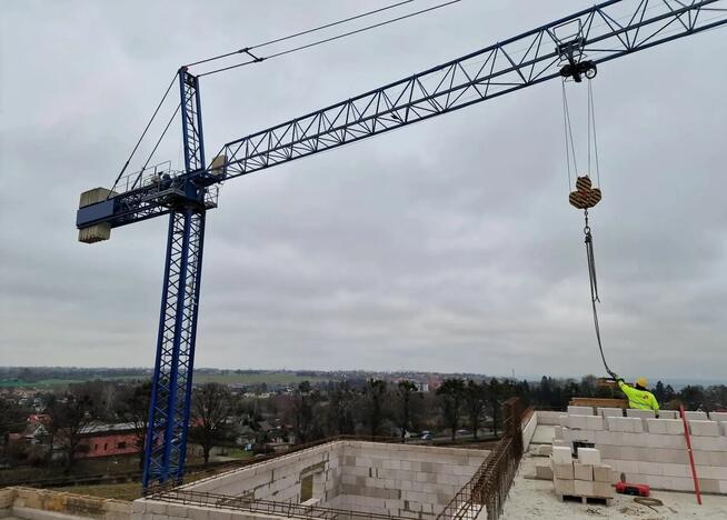 Żuraw wieżowy górno obrotowy Soima SGT 85