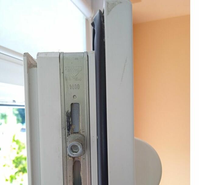 Naprawa okien drzwi i rolet Polkowice. Dzwoń 733086241