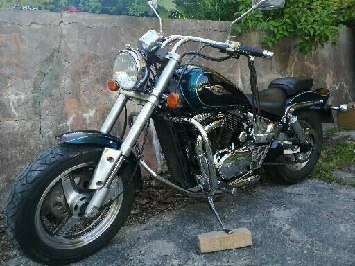 Sprzedam motocykl vz 800 Marauder