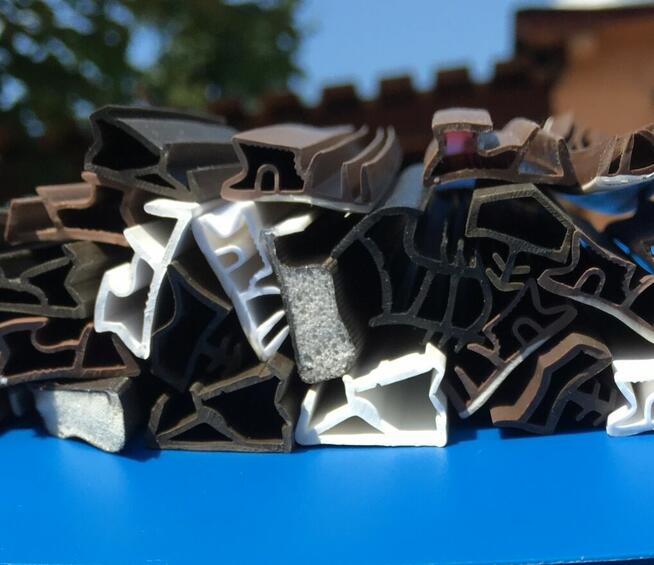 Naprawa okien drzwi i rolet Polkowice. Dzwoń 733086241