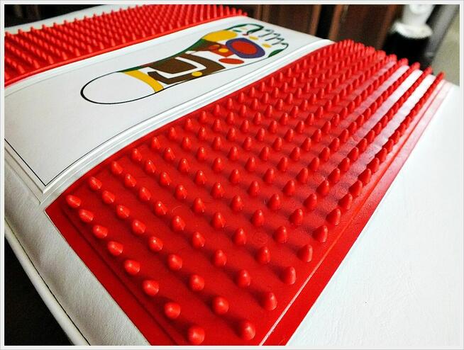 Poduszka elektryczna do masażu i rozgrzewania stóp PLANETA