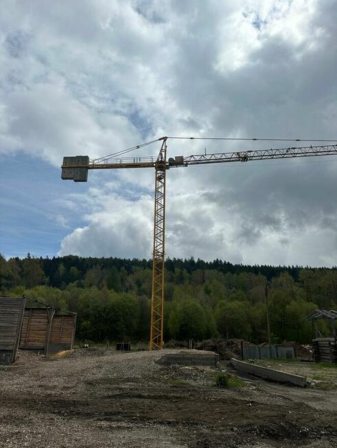 Żuraw wieżowy górno obrotowy Potain MC 85B