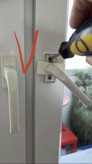 Naprawa okna Regulacja okna Naprawa drzwi Złota rączka Tanio