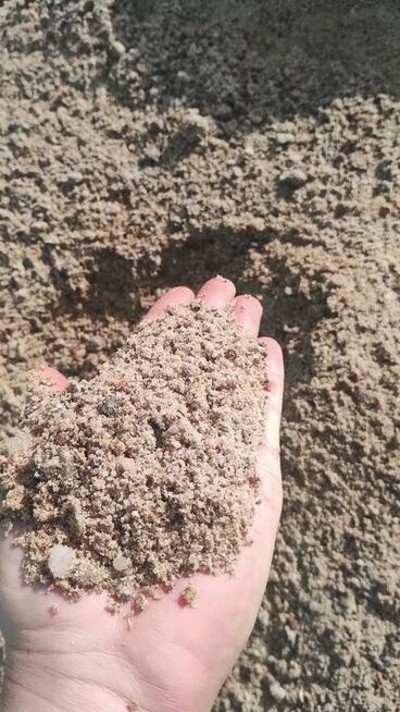 Piasek zasypowy fundamenty itp. samochody 4 i 2 osiowe