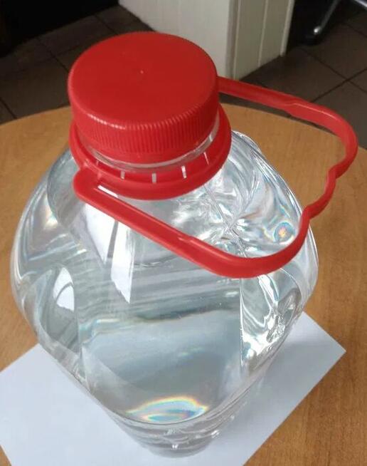 Uchwyty plastikowe / czerwone do butelek 5 L,