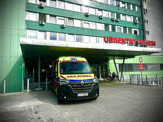 kierowca karetki w transporcie sanitarnym