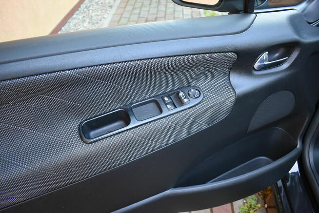 1,4 benz.88 KM 3-drzwi AUTOMATYCZNA klimatyzacja Halogeny Al