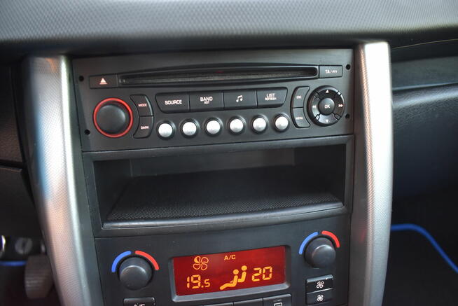 1,4 benz.88 KM 3-drzwi AUTOMATYCZNA klimatyzacja Halogeny Al