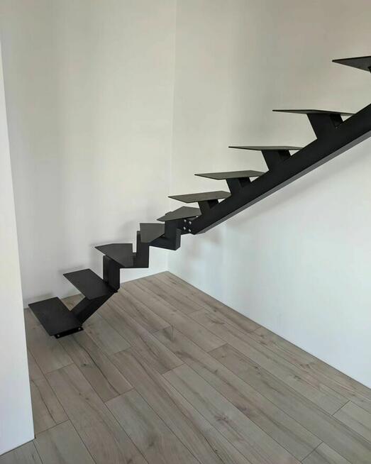 Konstrukcje schodów na wymiar