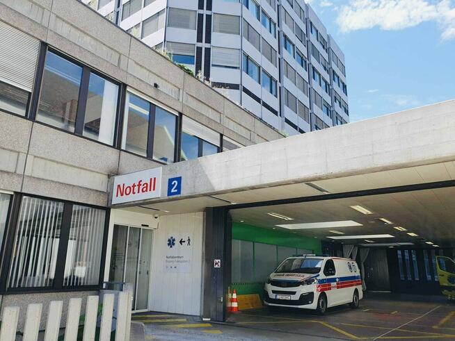 kierowca karetki w transporcie sanitarnym