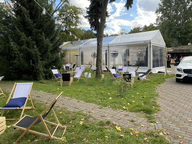 Pracownik obiektu hotelowo-gastronomicznego