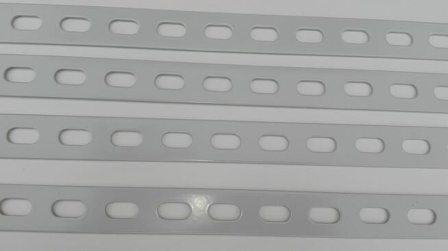 Płaskownik perforowany 25x2mm ocynk - 5,50 ZŁ /1MB. NETTO