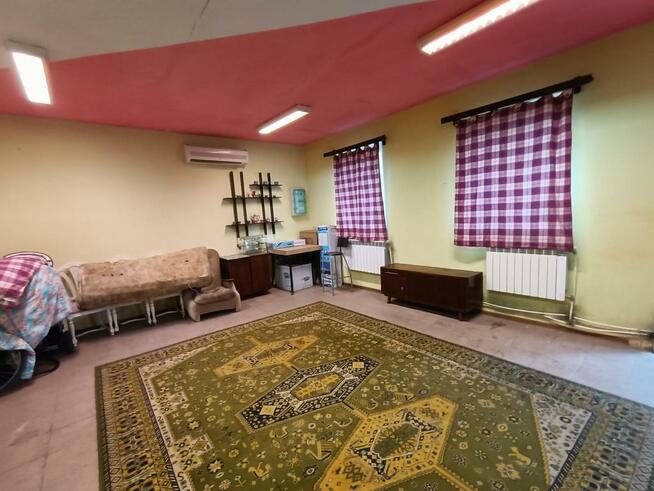 Dom na działce 4200 m2 w Gródku gm. Policzna.