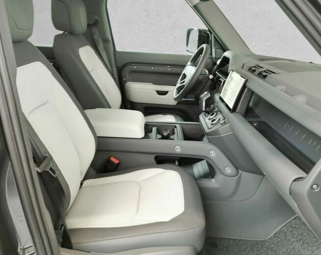 Defender MY24 3.0D I6 200 PS AWD Auto S 110