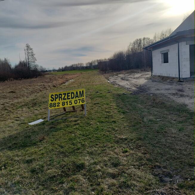 Sprzedam działkę 9m szerokości